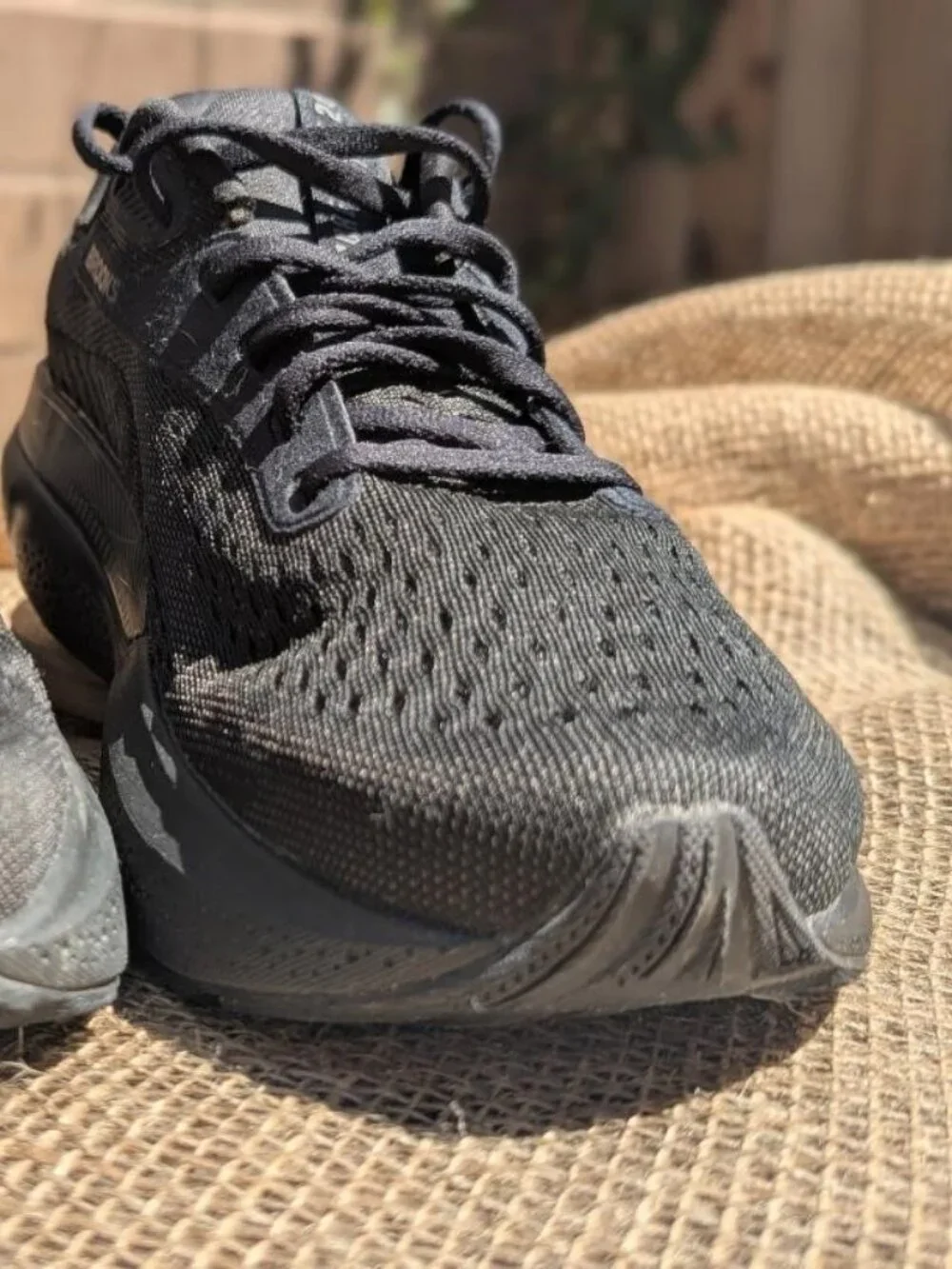 Brooks like new